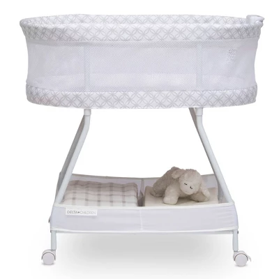 Delta Children Sweet Dreams Bassinet With Airflow Mesh - Gray Infinity 2 Delta Children Sweet Dreams Bassinet With Airflow Mesh - Gray Infinity - Image 2