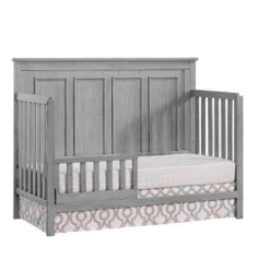 Oxford Baby Bennett 4-in-1 Convertible Crib