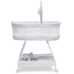 Delta Children Curve Bassinet - White And Gray -Babyletto Store GUEST 7e769cb0 3c30 4933 9c4e f931c578d709