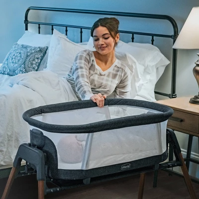 Chicco LullaGlide 3-in-1 Bassinet - Luna 2 Chicco LullaGlide 3-in-1 Bassinet - Luna - Image 2