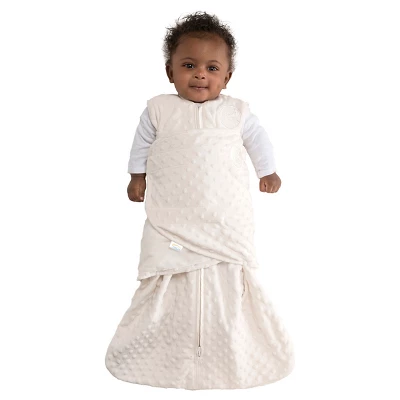 HALO Innovations SleepSack Swaddle Wrap Plushy Dot Velboa 2 HALO Innovations SleepSack Swaddle Wrap Plushy Dot Velboa - Image 2