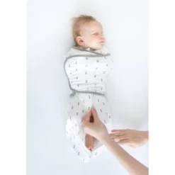 SwaddleDesigns Omni Swaddle Sack Swaddle Wrap - White - S - 0-3 Months -Babyletto Store GUEST cbdacdb9 00fe 45bd 8c6b 3f07c7c99191